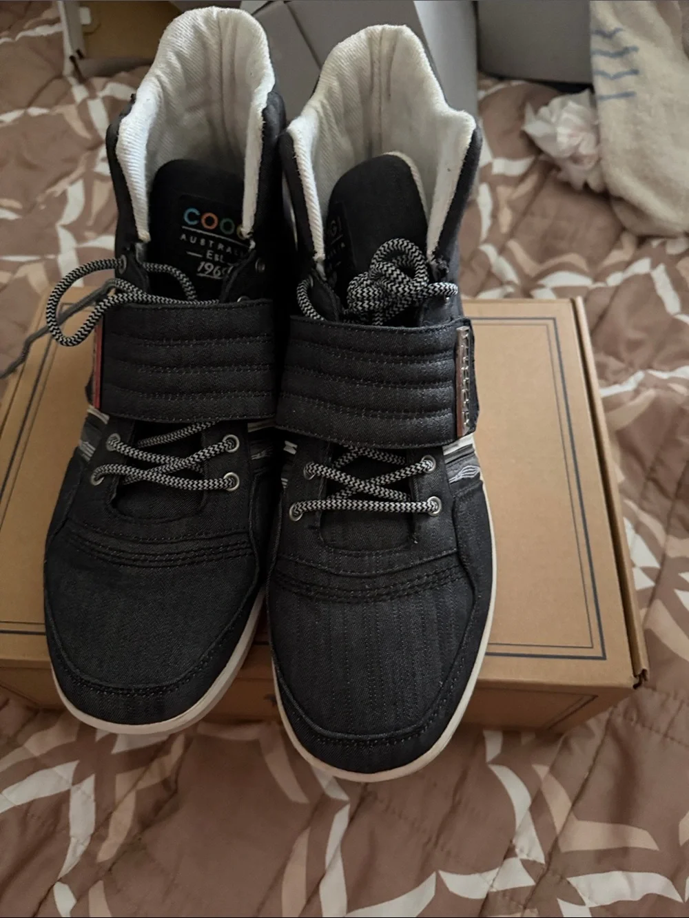 COOGI Black and White High-Top Sneakers with Flag Tab